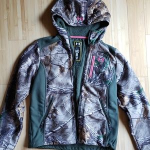 Ladies Under Armour Jacket!